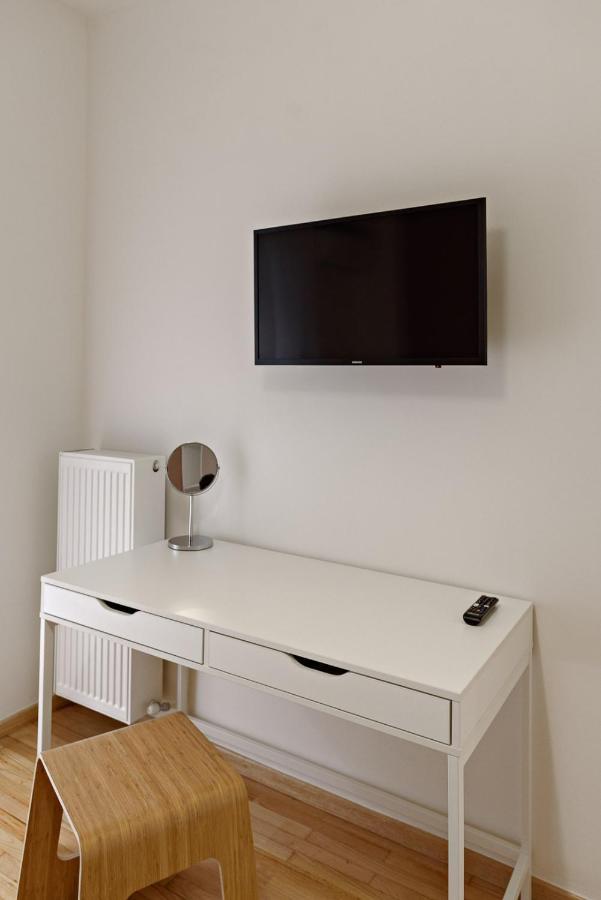 Apartment Blu & Marrone Suites-parking Included