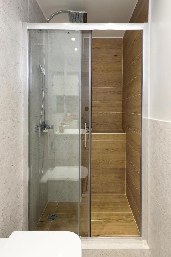 Blu & Marrone Suites-parking Included * Thessaloniki