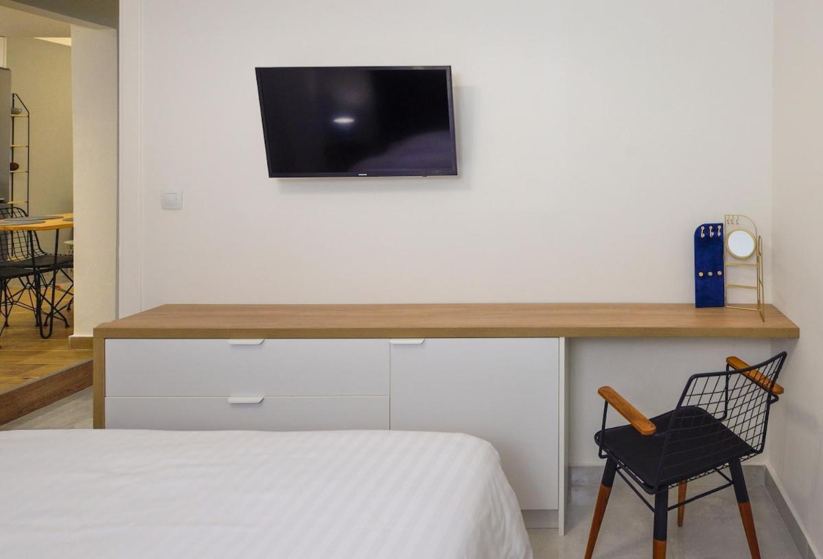 Apartment Blu & Marrone Suites-parking Included *